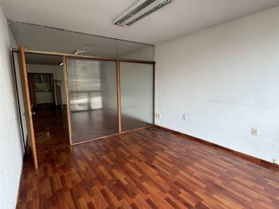 Alquiler oficina en ciudad vieja