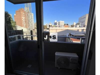 Alquilo apartamento 1 dormitorio esquipado barrio cordon