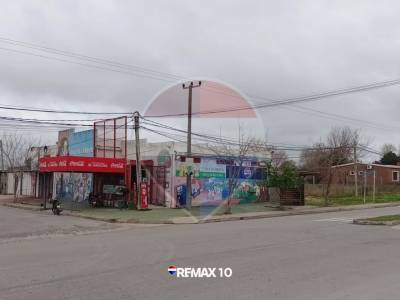 Complejo comercial barrio dur&aacute;n