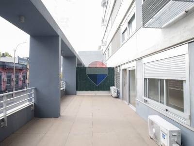 Venta apartamento 2 dormitorios cochera cordon