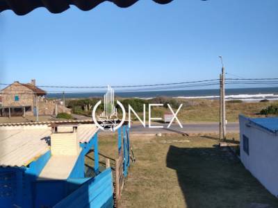 Se vende en antoniopolis, la ploma, rocha.