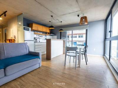 Venta apartamento dos dormitorios y garaje centro