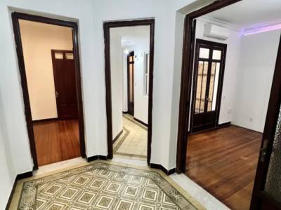 Alquiler apartamento 3 dormitorios 2 ba&ntilde;os con patio en cord&oacute;n