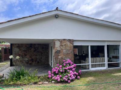 Chalet en cantegril de 4 amb. mas dependencia