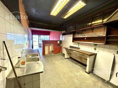 Alquiler local comercial sobre cno carrasco, pr&oacute;ximo av. del lago- paso carrasco