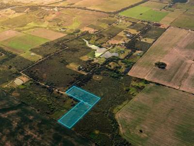 Terreno de una hect&aacute;rea en el ensue&ntilde;o - los aromos